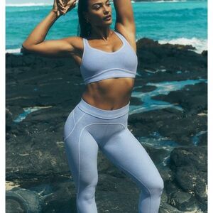 ALO Yoga Light Blue Leggings
